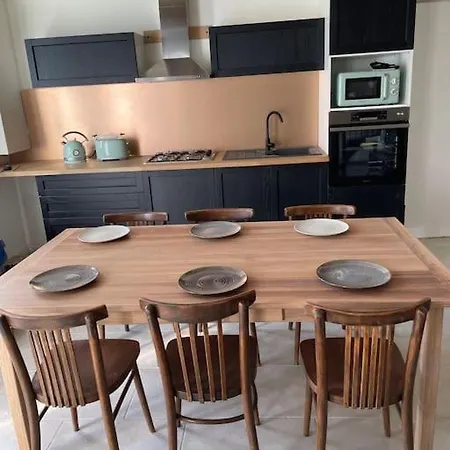 Maison Bord De Loire Σπίτι διακοπών *